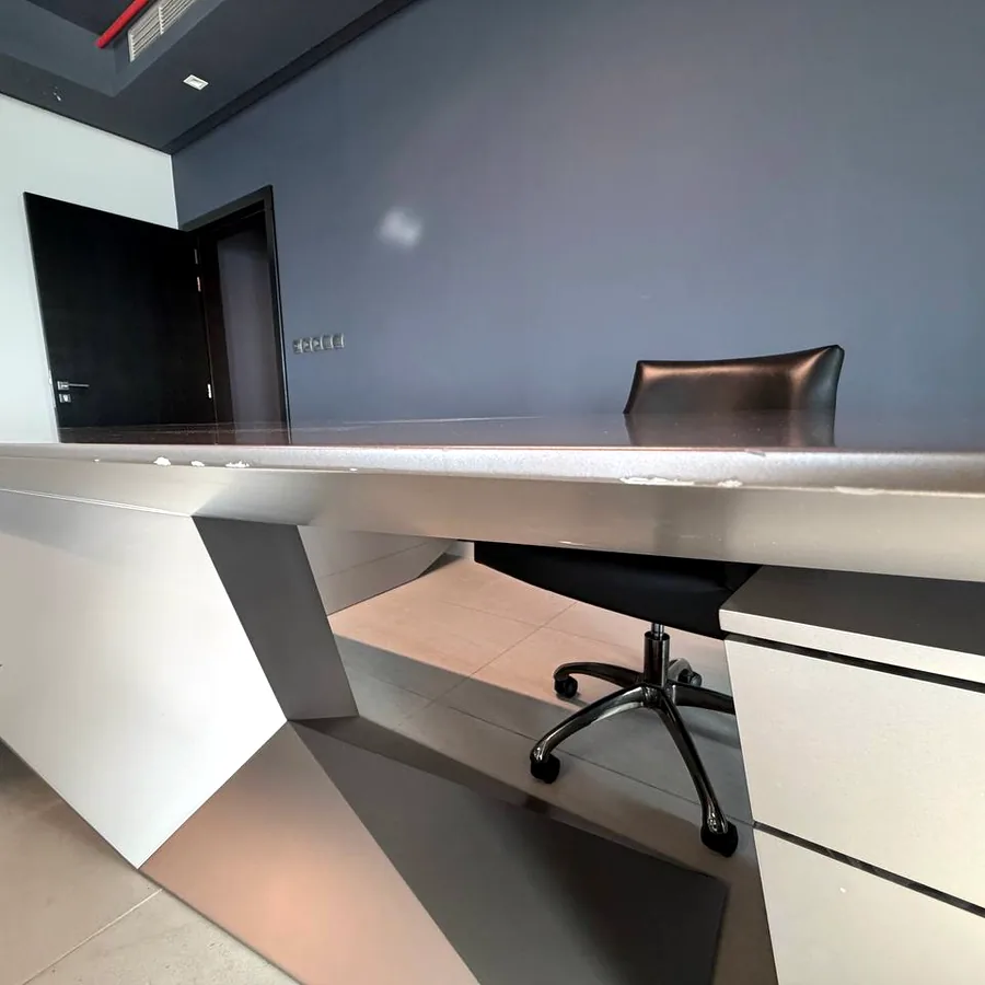 Офисная мебель Roche Bobois, комплект