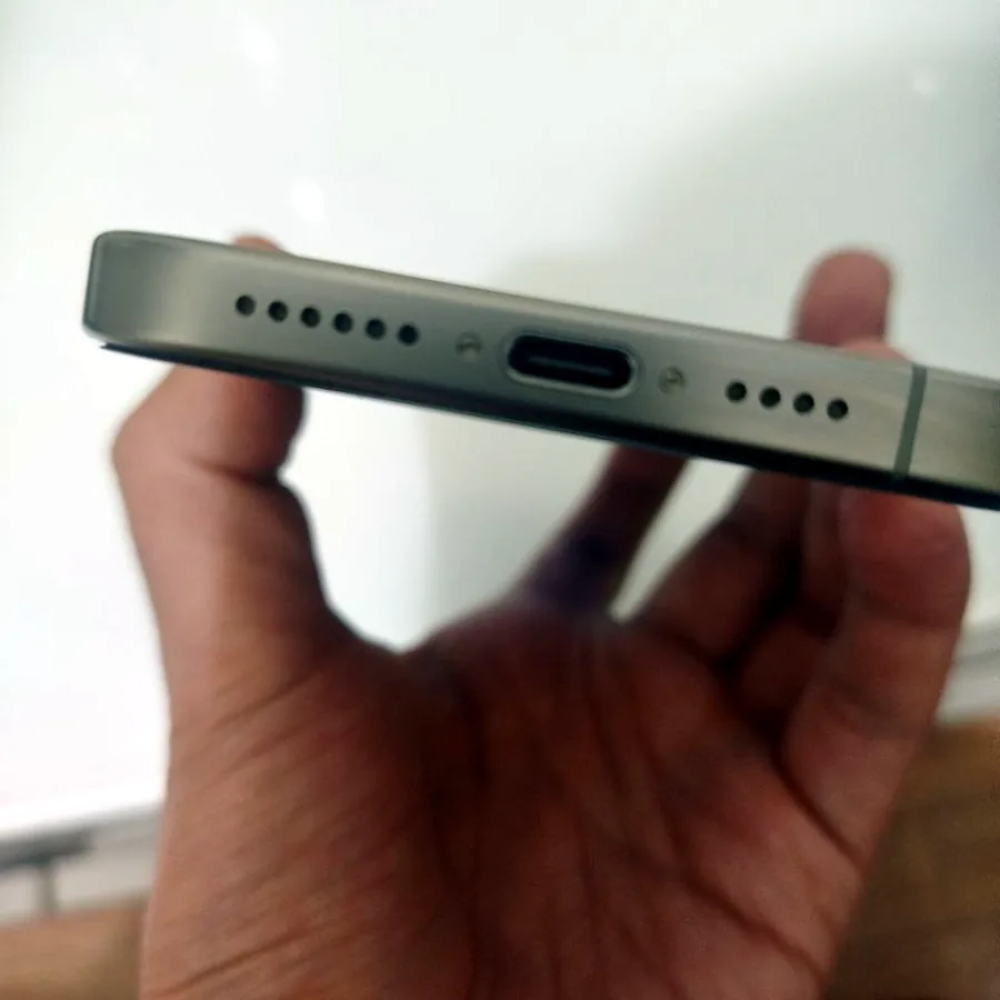 iPhone 15 Pro Max 256 GB, отличное состояние