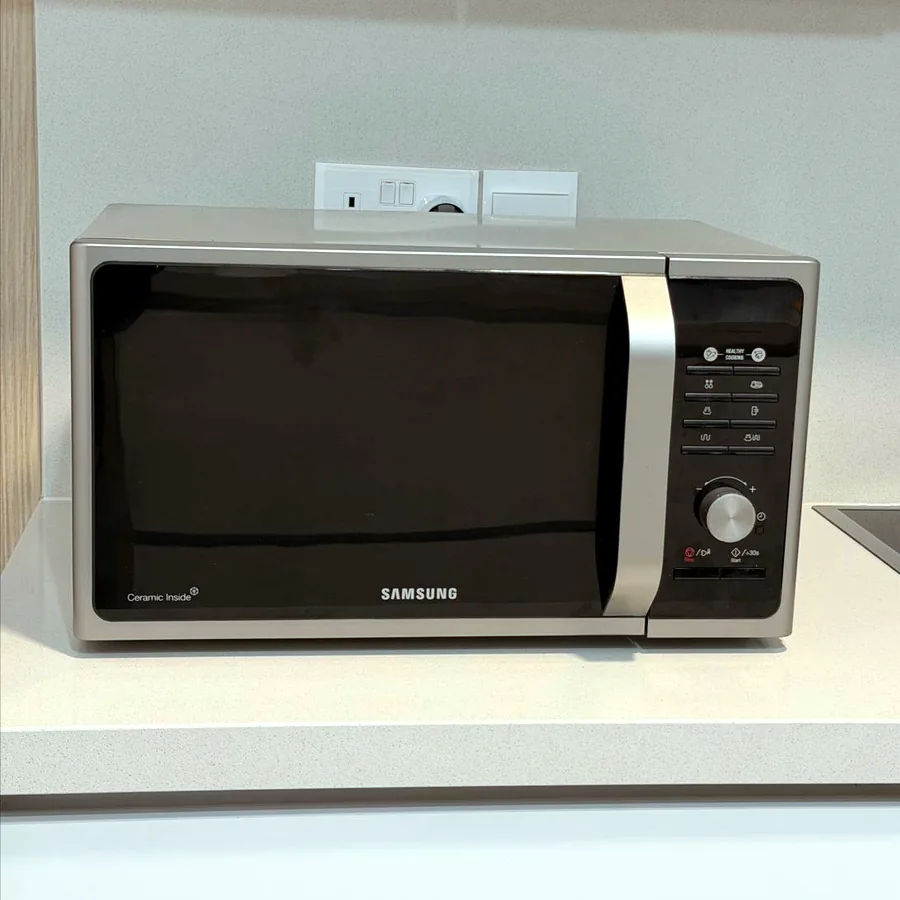 Микроволновка Samsung