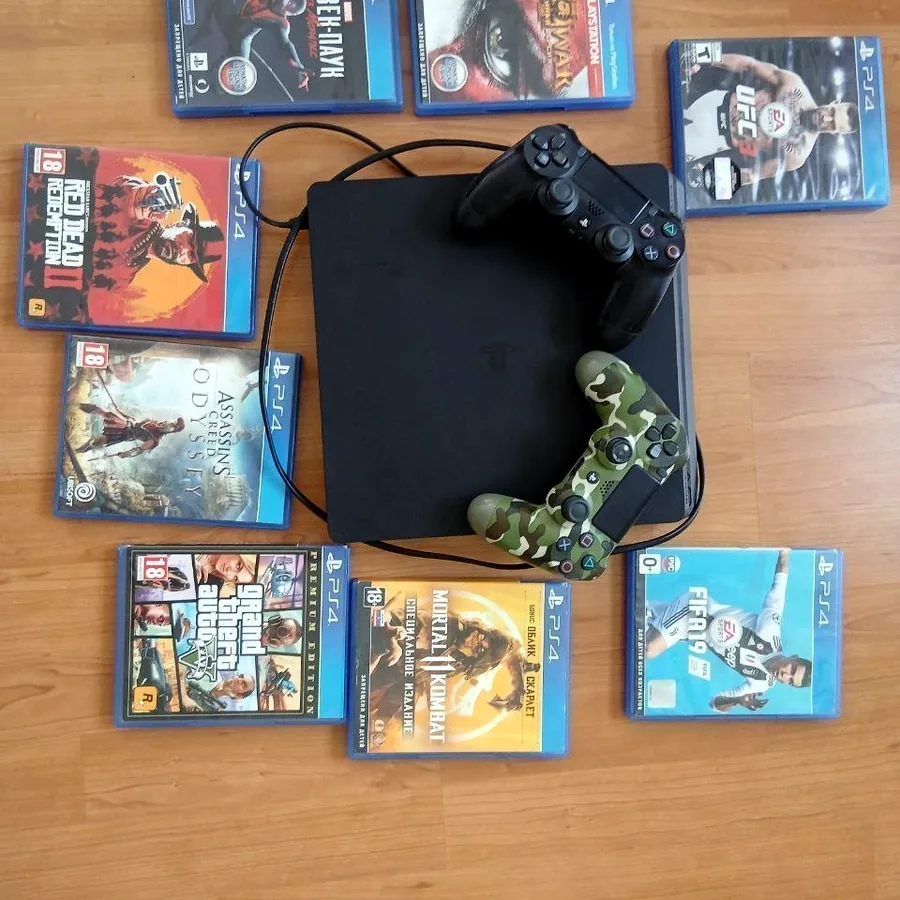 PlayStation 4, 512 ГБ, с дисками