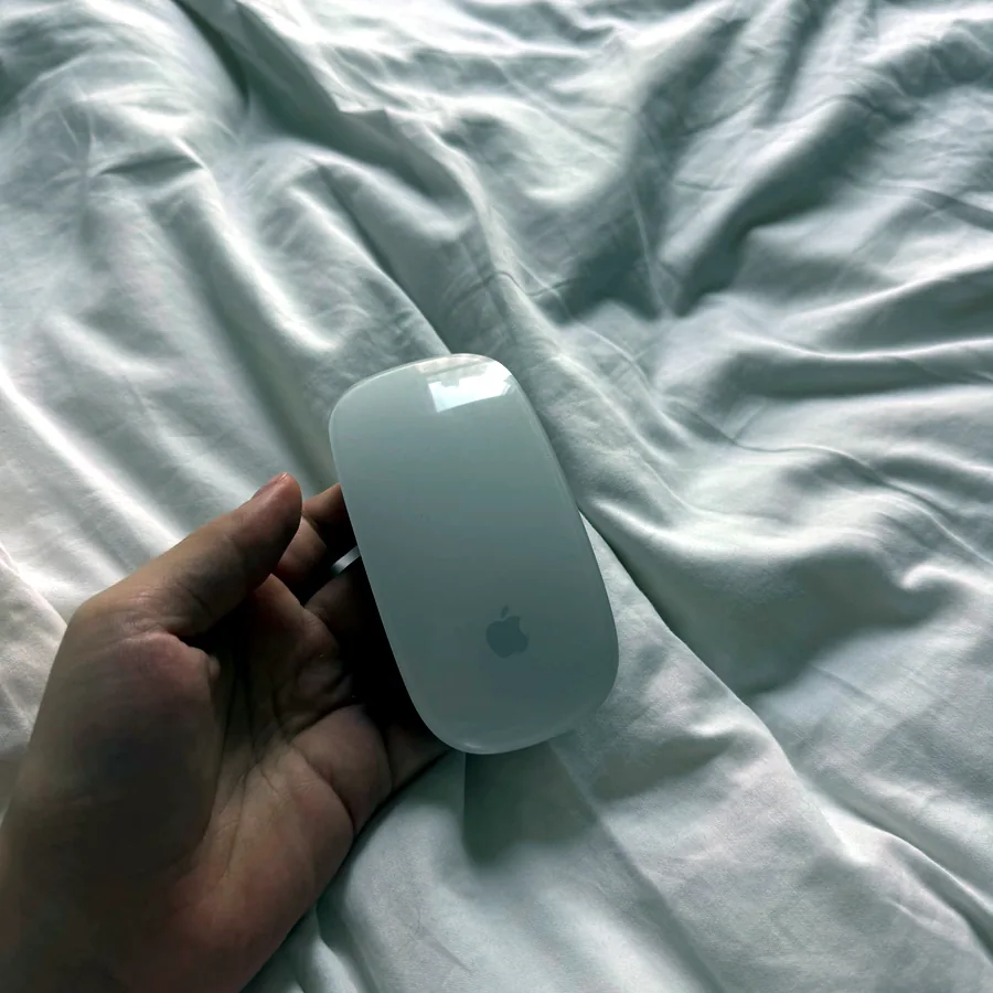 Мышка Apple