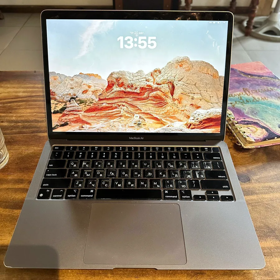 MacBook Air M1 13, 256GB, отличное состояние