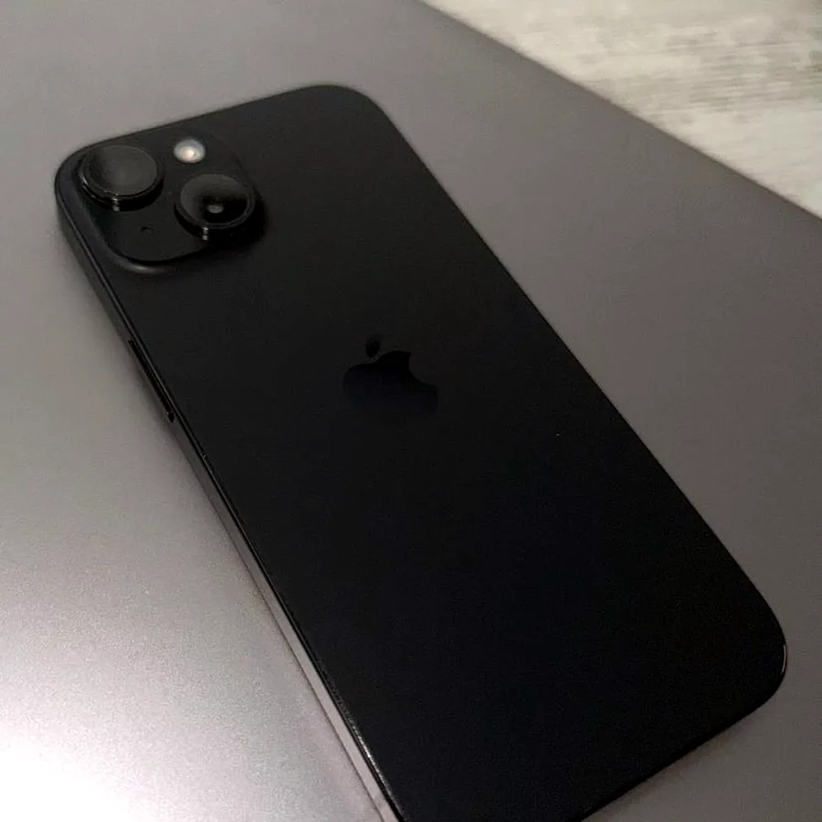 iPhone 15, 128 GB, состояние хорошее