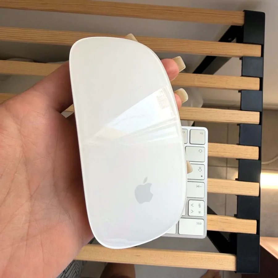 Magic Keyboard и Magic Mouse, состояние 4+