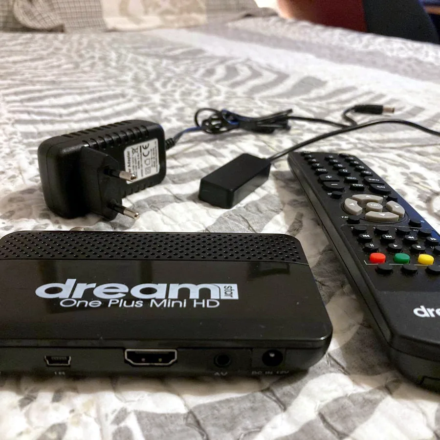 ТВ приставка DreamStar Mini