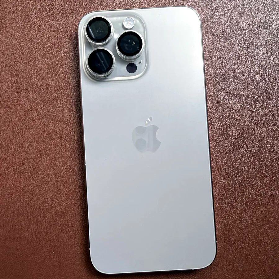iPhone 15 Pro Max 1TB Natural Titanium