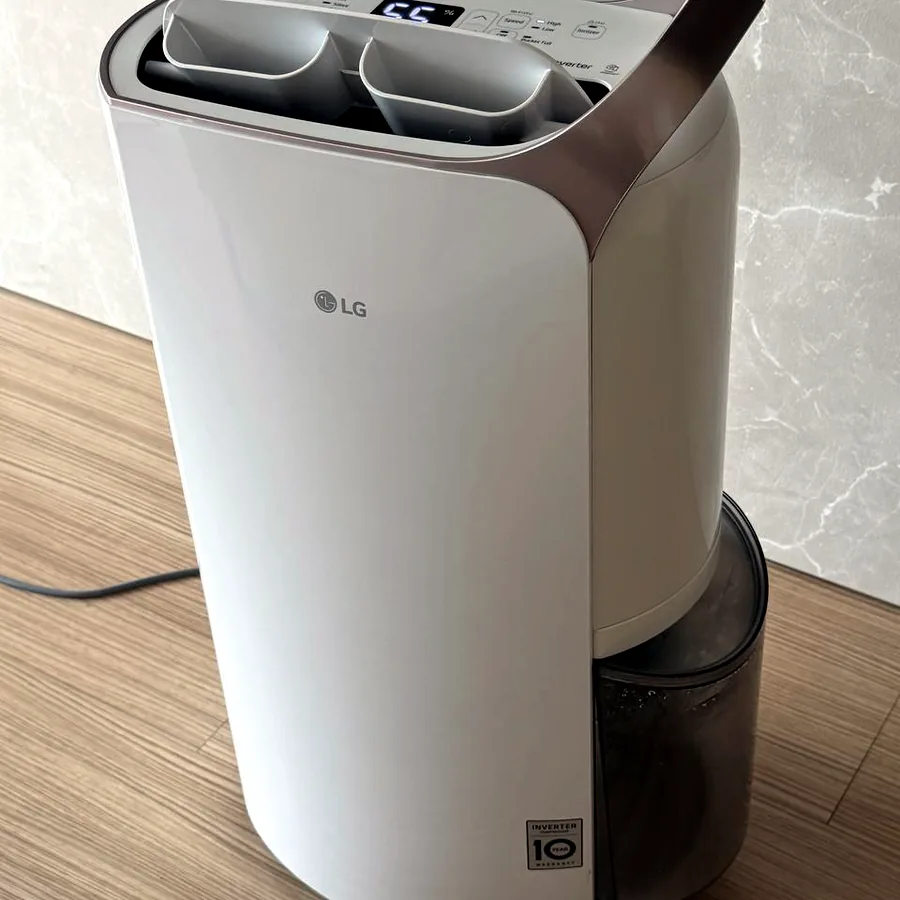 Осушитель воздуха LG MD19GQGA1, б/у 1 год