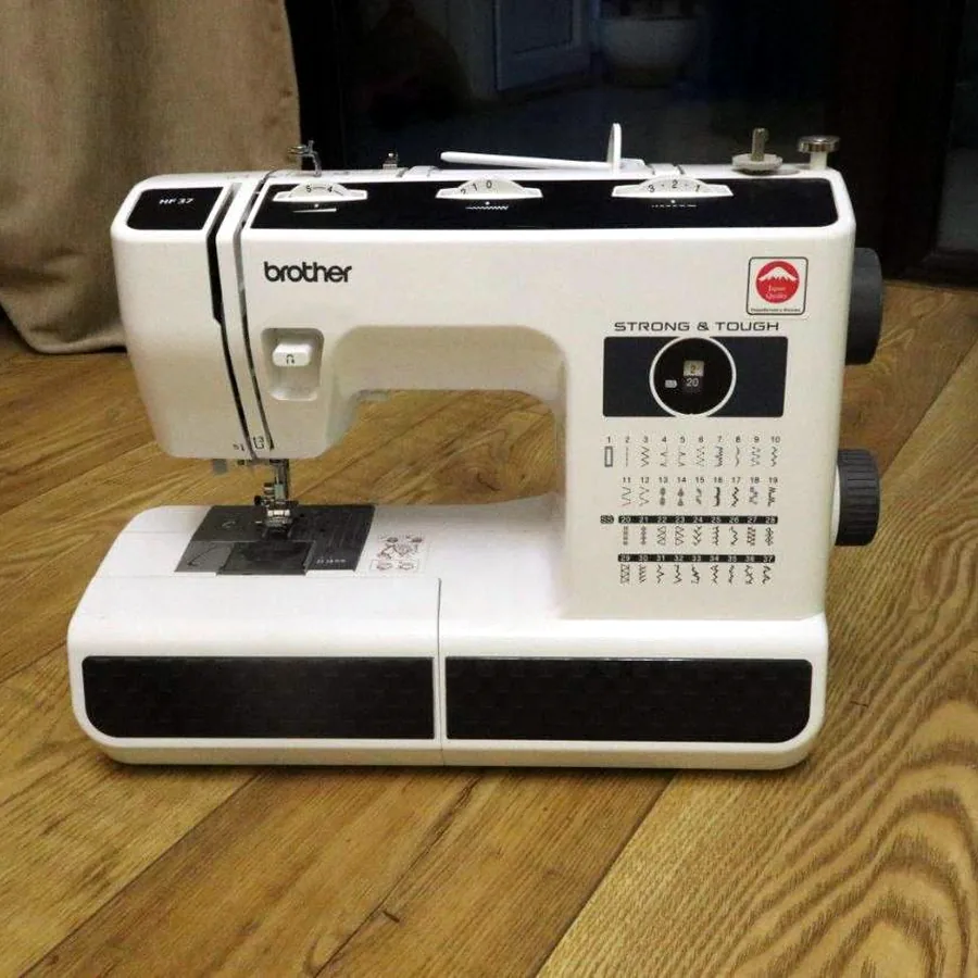 Швейная машинка Brother ST371HD
