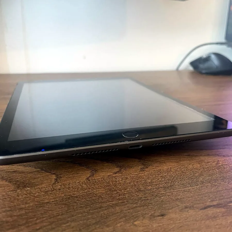 iPad 9, 64 GB, Space Gray, новый аккумулятор