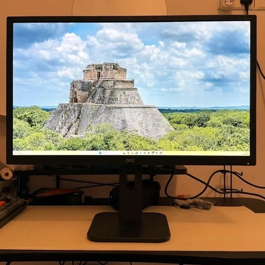 Монитор AOC Q27P1 27 дюймов, QHD IPS
