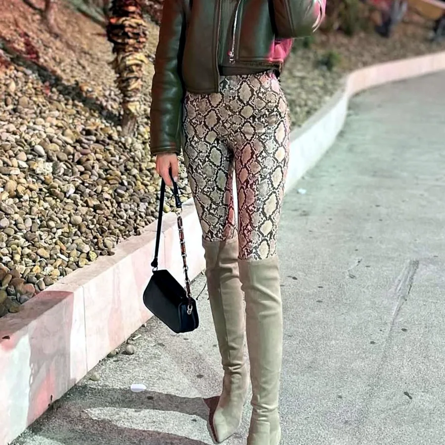 Сапоги Charles&Keith, размер 40