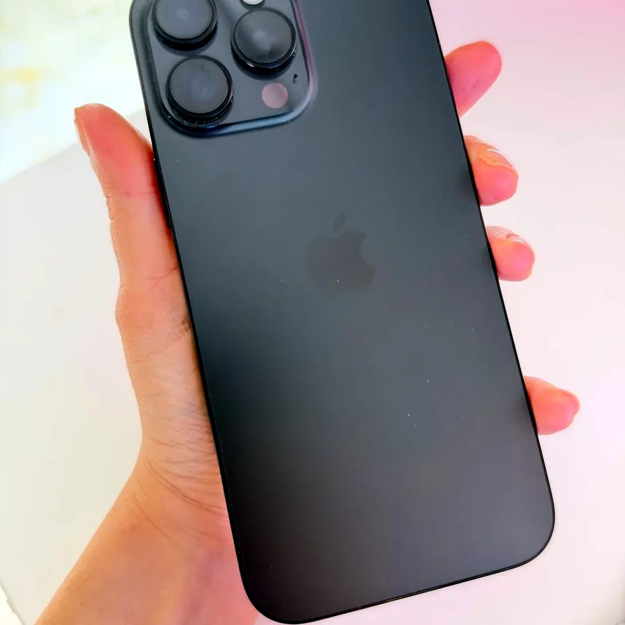 iPhone 16 Pro Max 256 GB, отличное состояние
