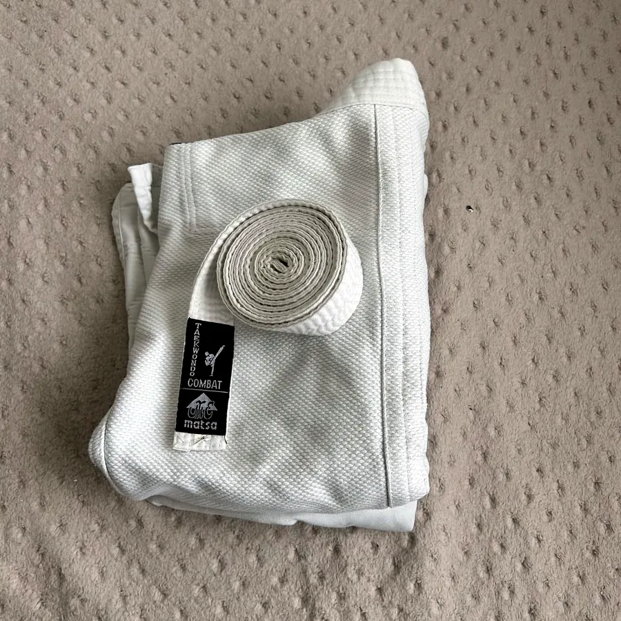 Кимоно Adidas, рост 122 см