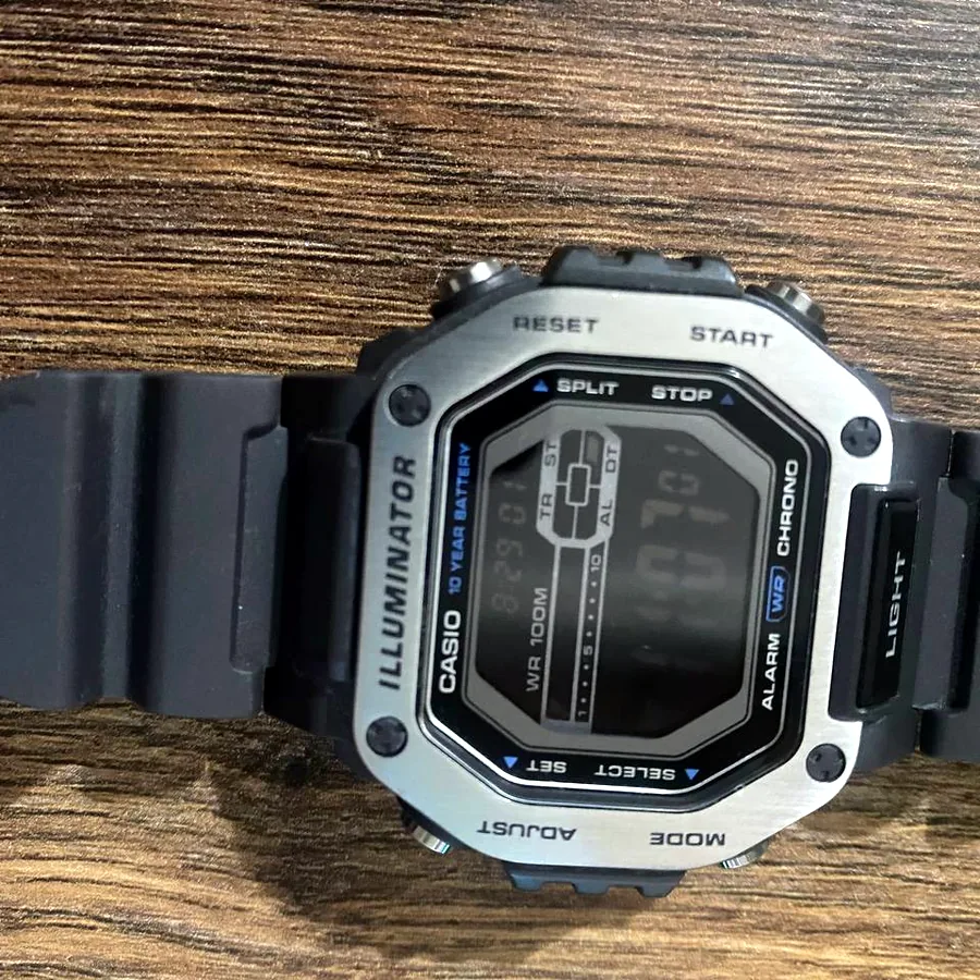 Часы Casio