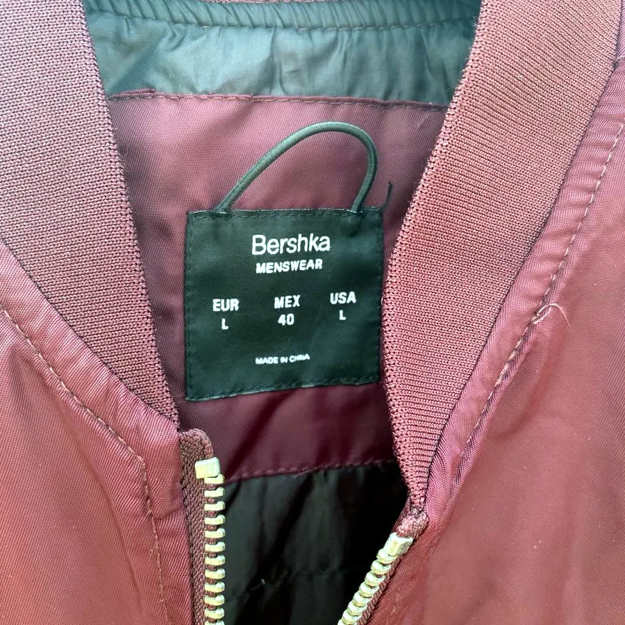 Куртка Bershka бордовая, размер L