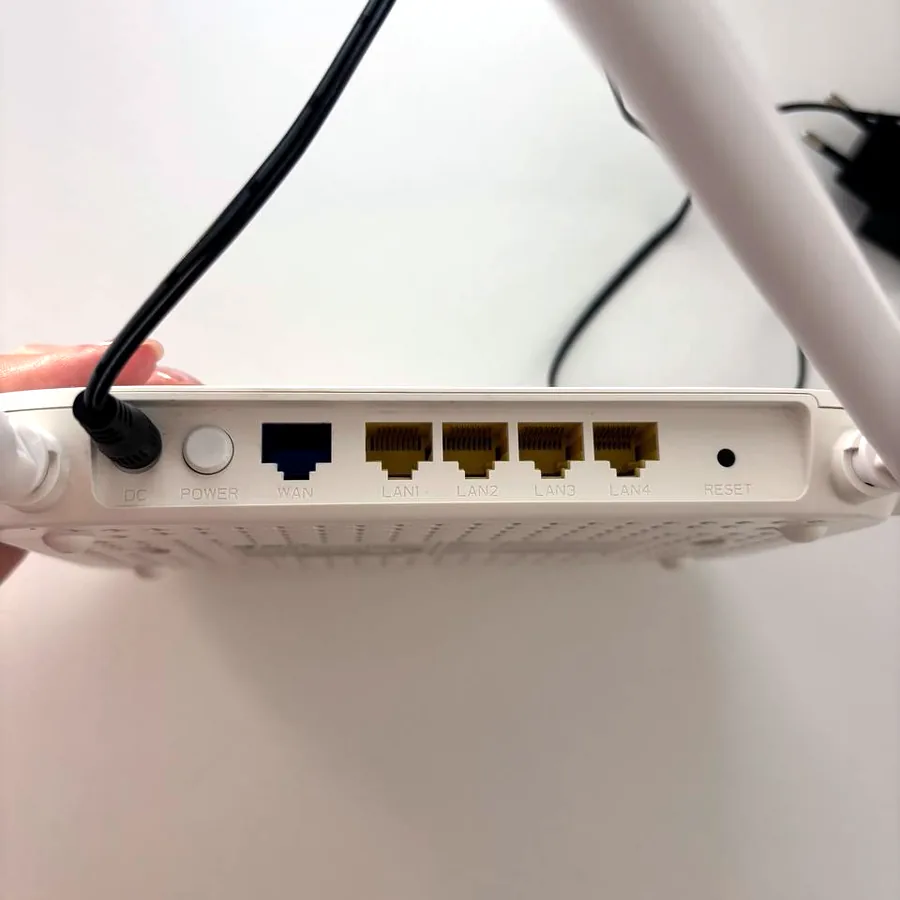 Wi-Fi роутер SNR-CPE-ME2-Lite