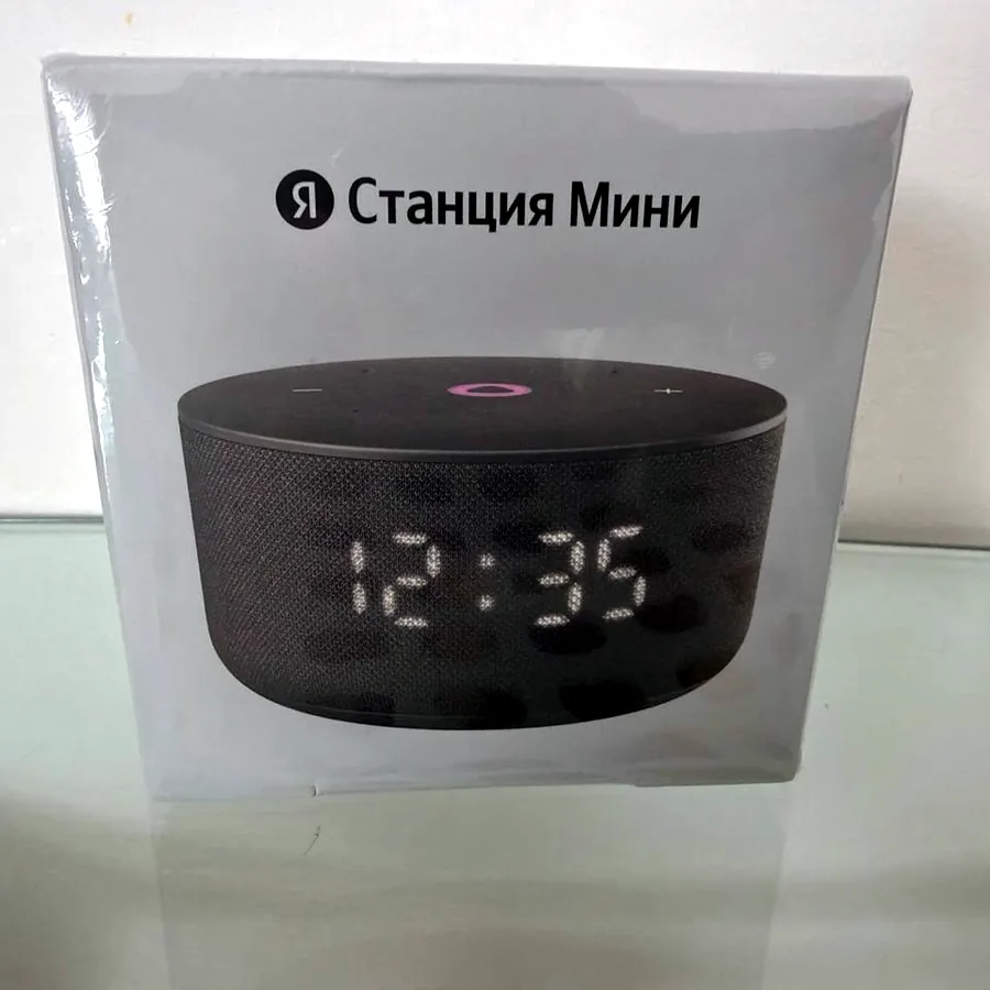 Яндекс колонка Алиса мини 3 с часами