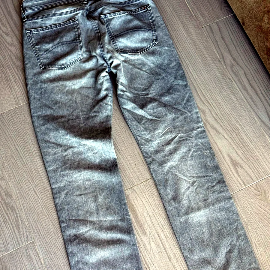 Джинсы Tommy Hilfiger, размер 33/34
