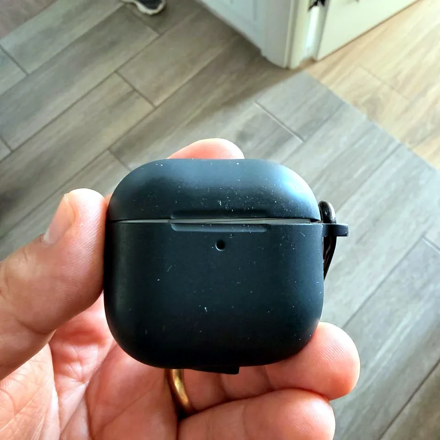 AirPods 4 ANC с беспроводной зарядкой