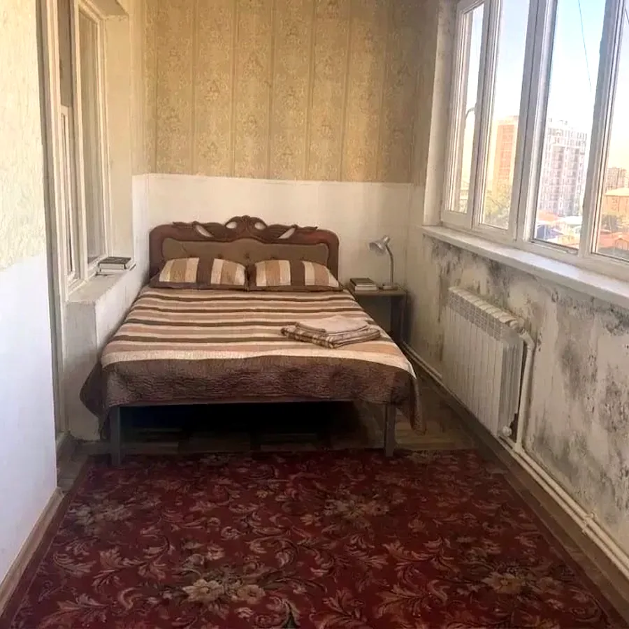 4-комнатная квартира на ул. Аракеляна, 9/9 этаж