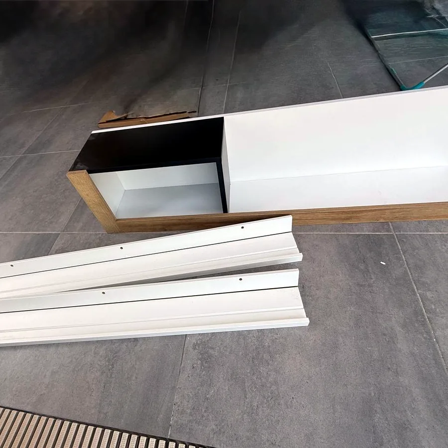 Полки Ikea MOSSLANDA, бесплатно