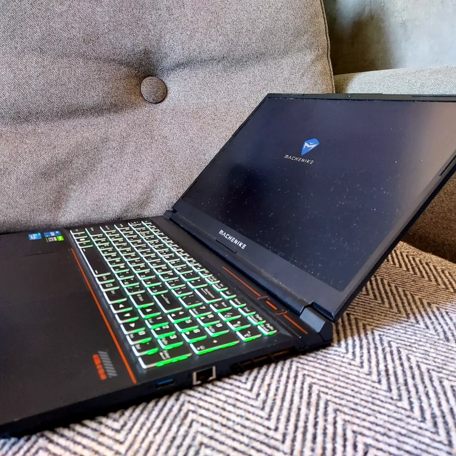Игровой ноутбук Intel i5-12400H, RTX 3050, 32GB RAM