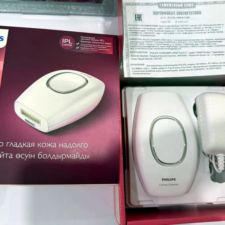 Фотоэпилятор Philips Lumea Essential, новый