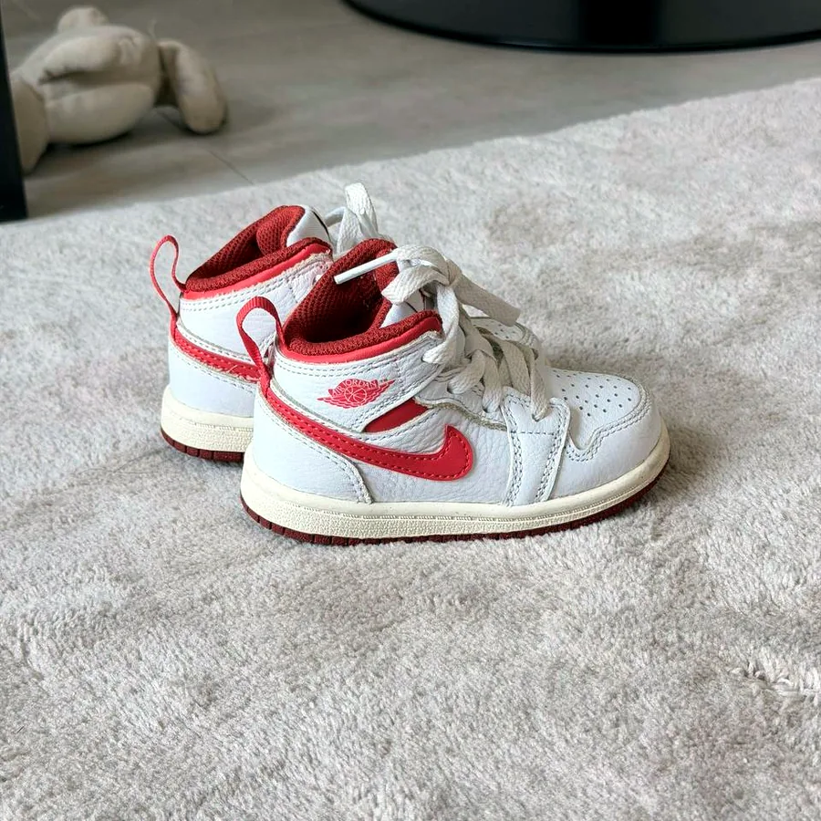 Детские кеды Nike Jordan, размер 22