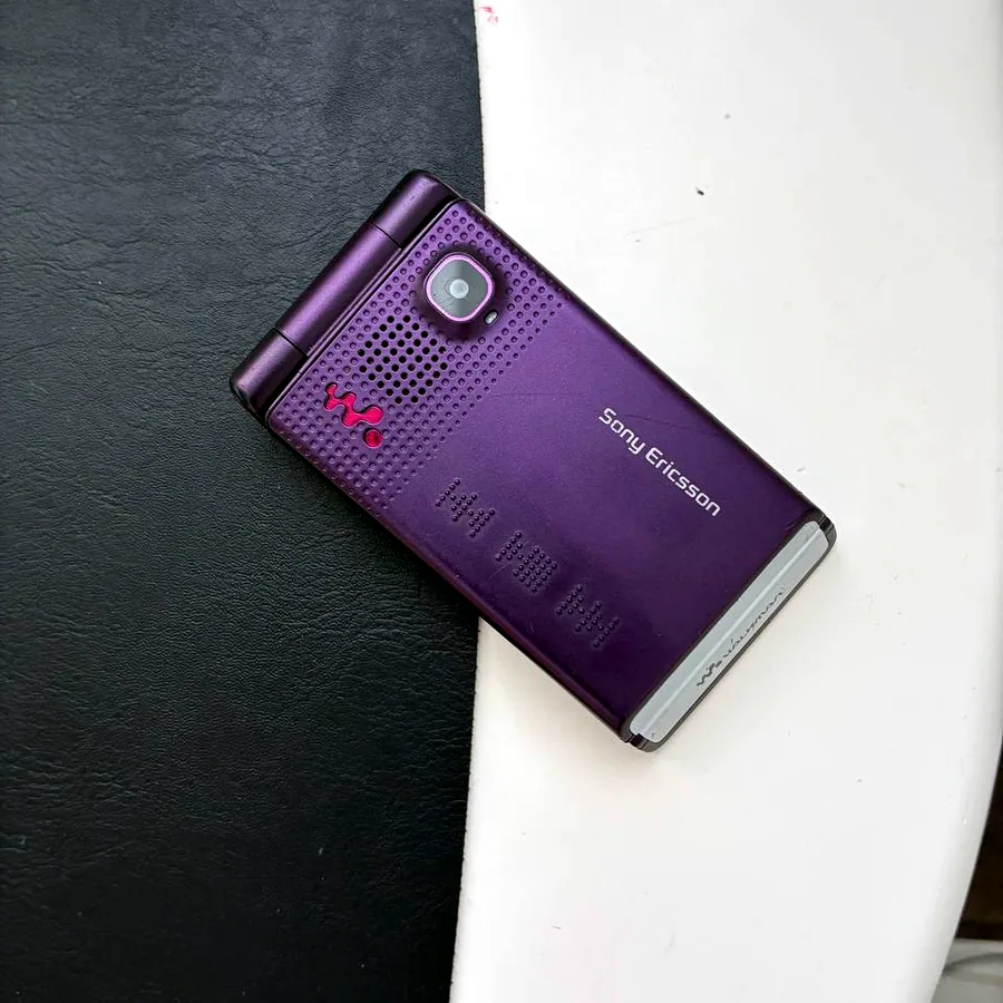 Sony Ericsson Walkman раскладушка, работает отлично