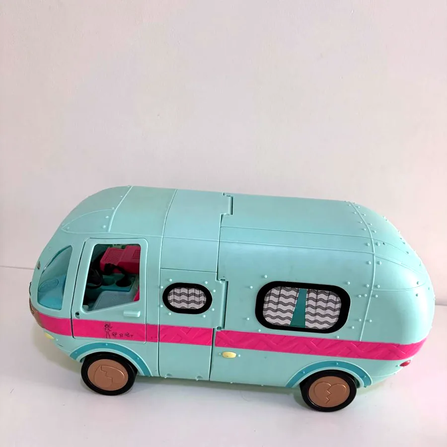 Автобус игрушечный