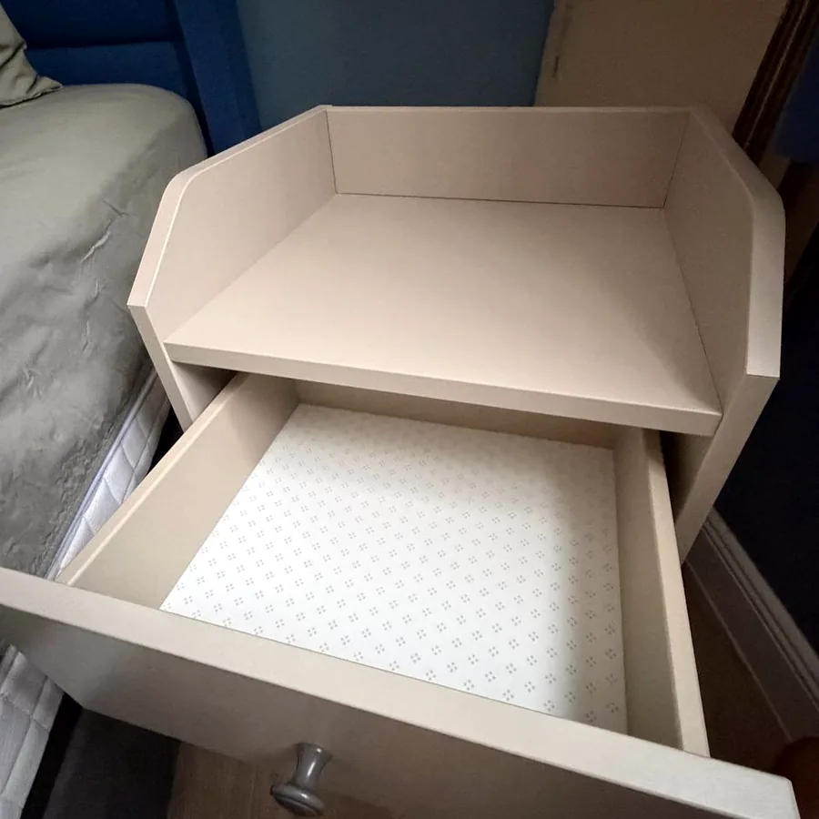 Прикроватная тумба IKEA Hauga, белая