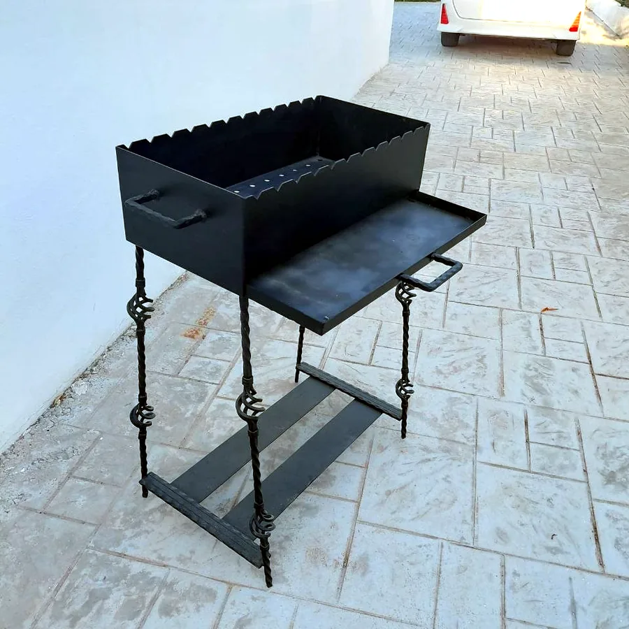 Мангал новый, 60×30×90 см