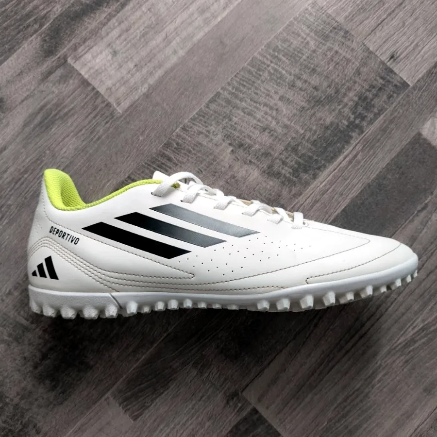 Футбольные бутсы Adidas Deportivo III TF, размер 42⅔