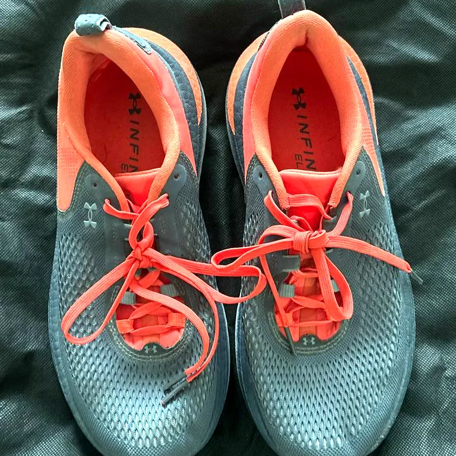 Кроссовки Under Armour, размер 40.5 и 41 (3 пары)