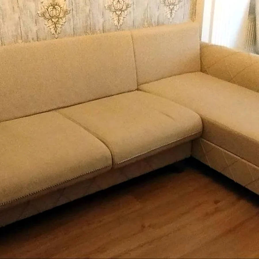 Диван угловой, отличное состояние