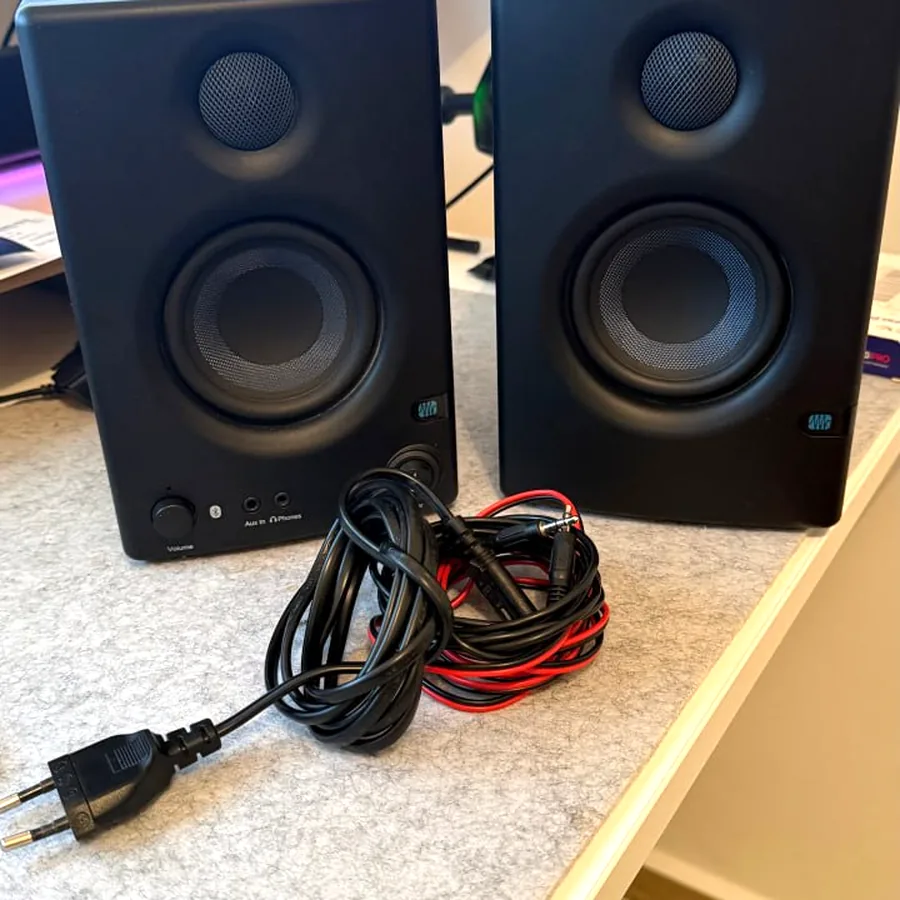 PreSonus Eris E3.5 BT, студийная акустика 50W