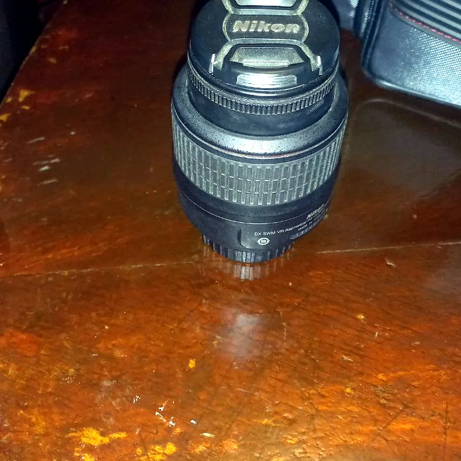 Объектив Nikon 55-200 мм