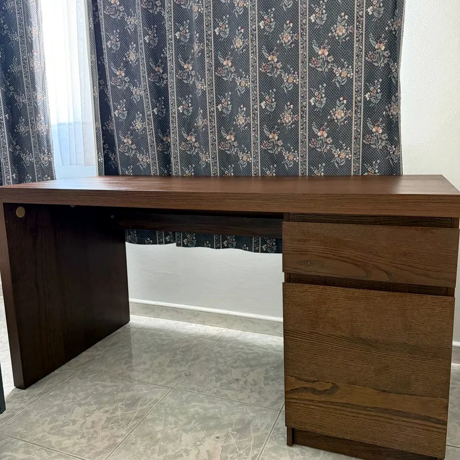 Письменный стол, 150×60×75 см