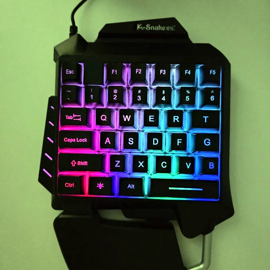 Игровая мини-клавиатура K-Snake с RGB