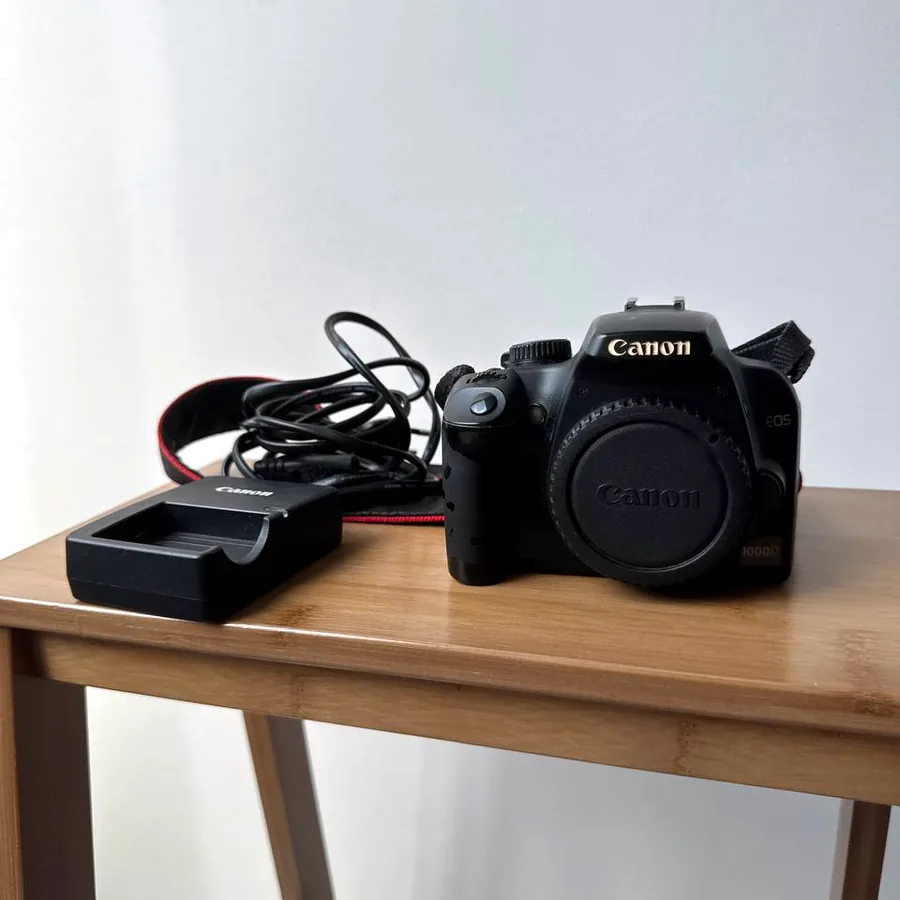 Боди Canon EOS 1000D, состояние 9/10