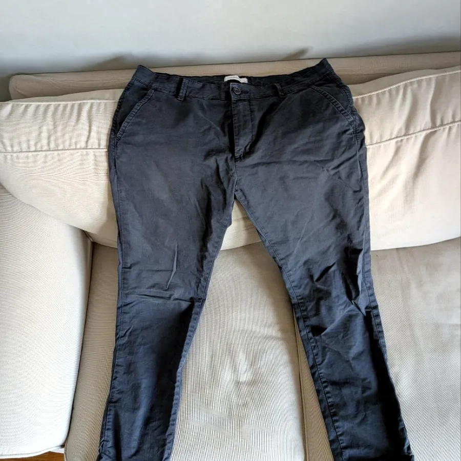 Джинсы и штаны Reserved и OVS, размеры 32-34