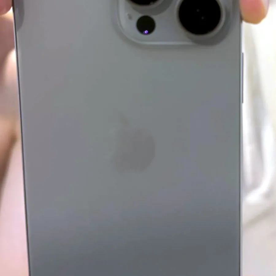 iPhone 15 Pro Max 512 GB, состояние отличное