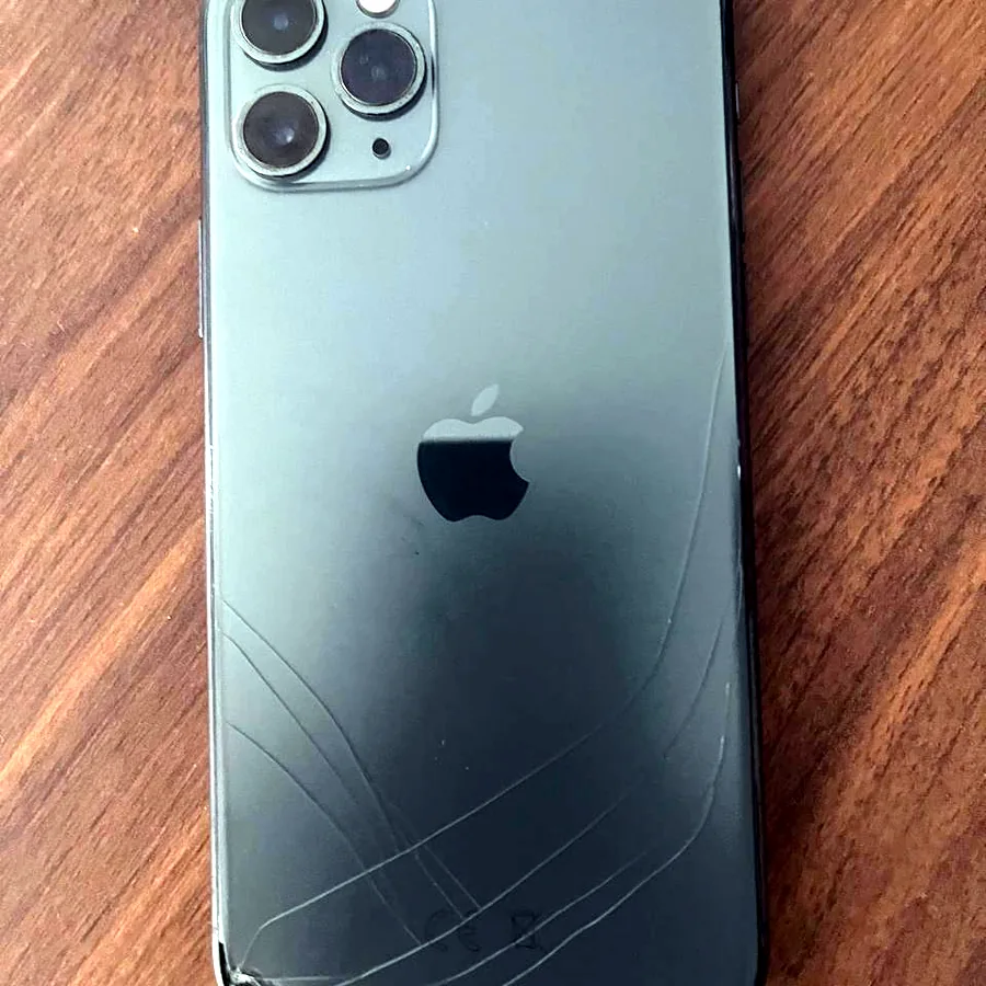 iPhone 11 Pro, рабочий, iCloud чистый