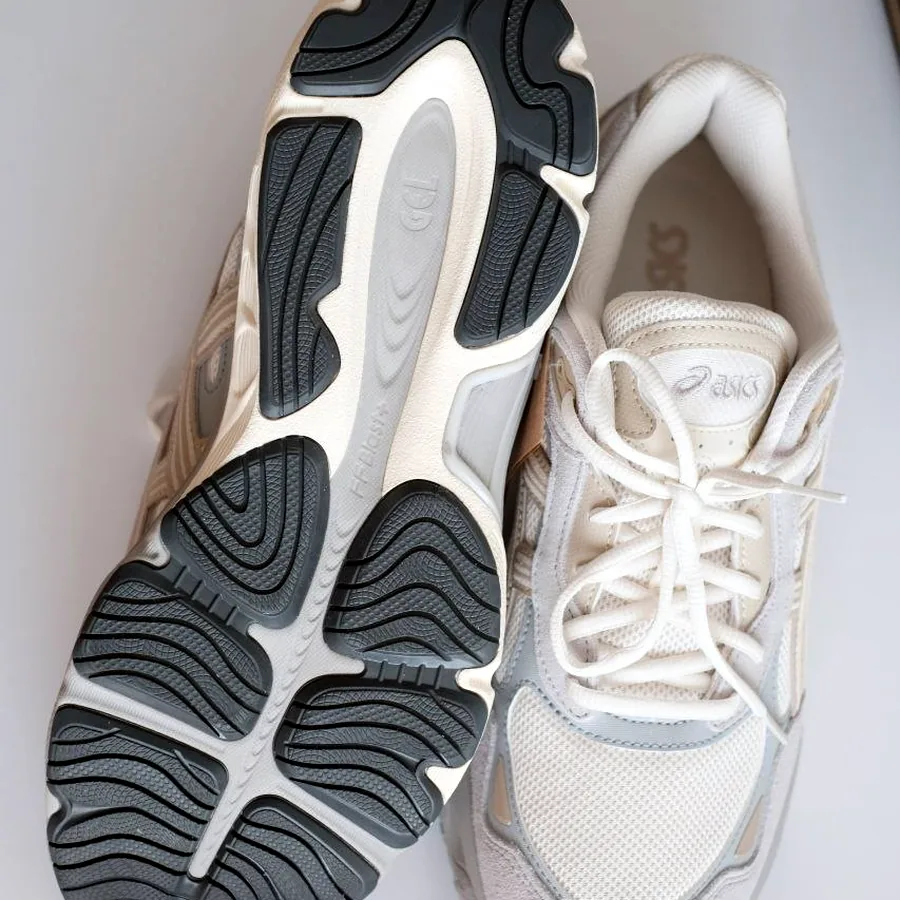 Кроссовки ASICS GEL-NYC 2.0, размер 44.5 EU