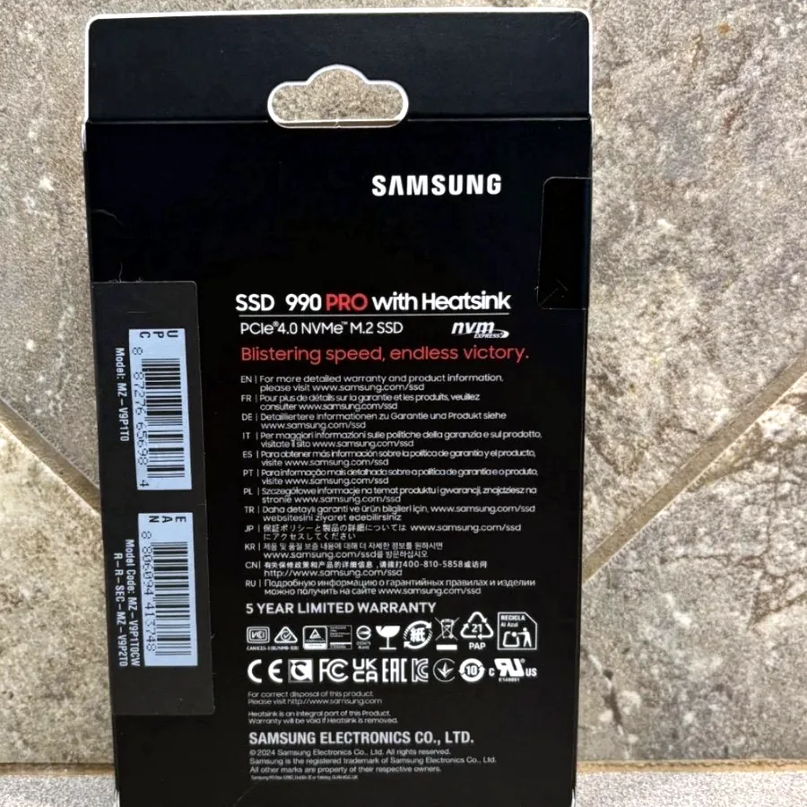 Samsung 990 Pro 1TB NVMe SSD, новый