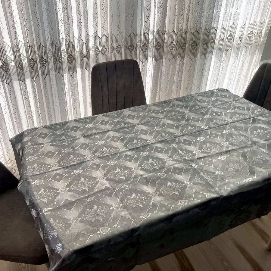 Стол раскладной со стульями