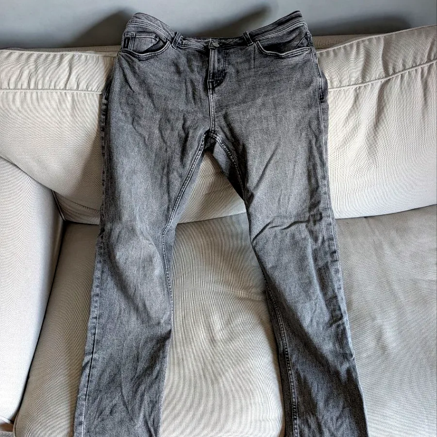 Джинсы и штаны Reserved и OVS, размеры 32-34