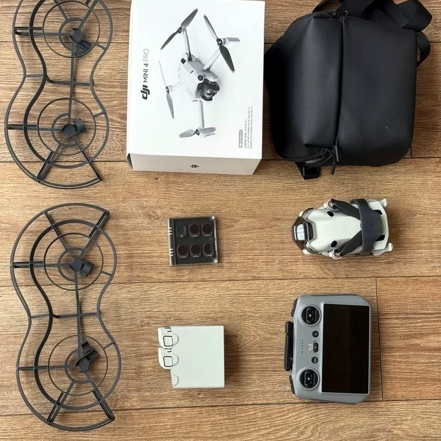 DJI Mini 4 Pro Fly More Combo Plus с RC 2