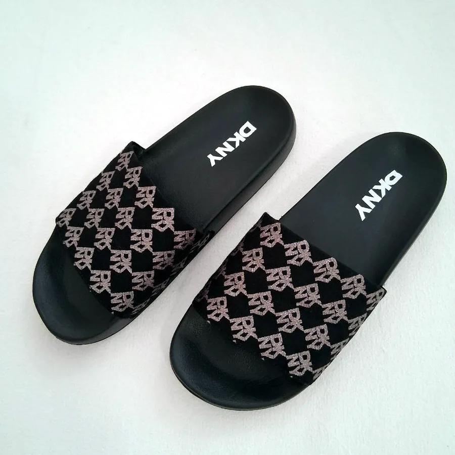 Шлёпки DKNY, размер 37,5-38, новые