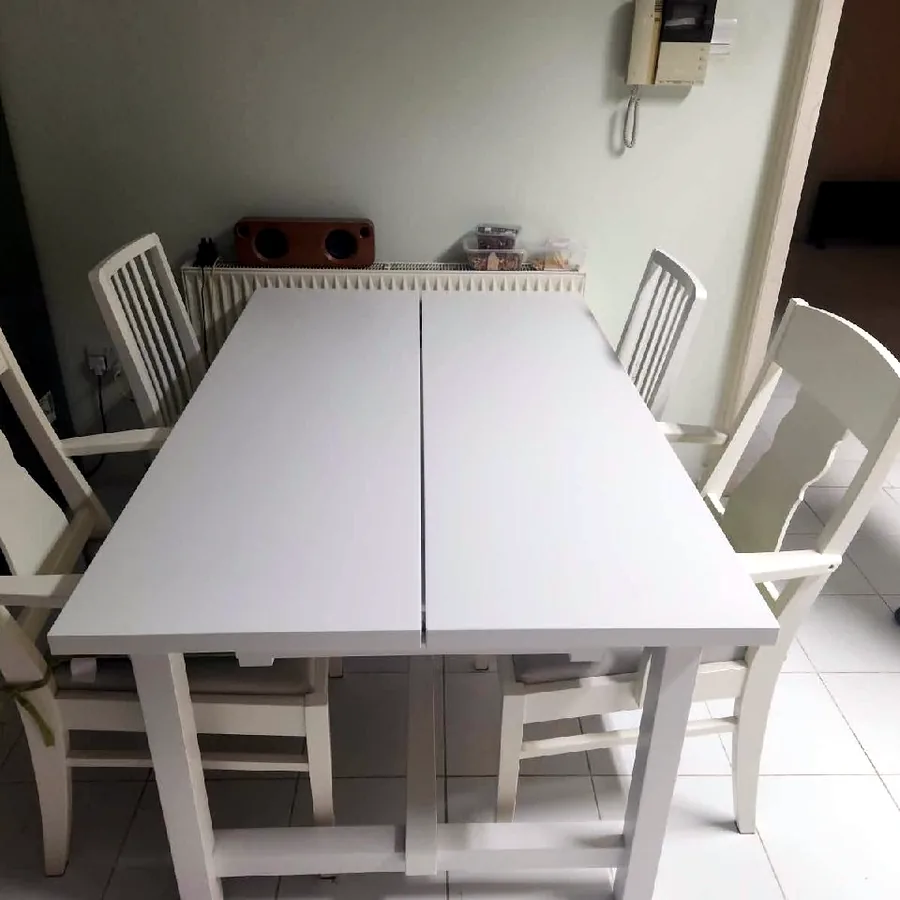 Обеденный комплект IKEA: стол и 6 стульев